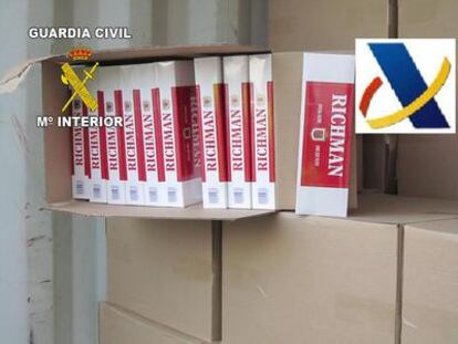 450.000 paquetes de tabaco han sido requisados por la Guardia Civil en el Puerto de Barcelona.