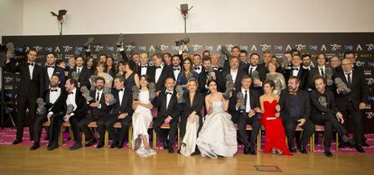 Foto de familia de todos los galardonados en la 29 edición de los premios Goya.