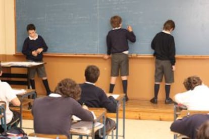 Casi la mitad de los colegios que discriminan por sexo están subvencionados.