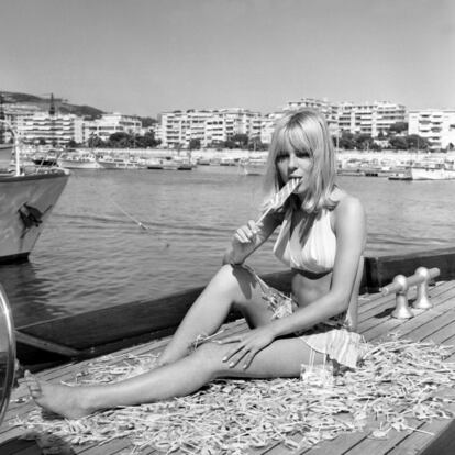 Vacacciones en Cannes, la rivera francesa. 10 de agosto de 1966.