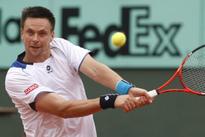 Soderling, durante su partido de cuartos de final ante Federer