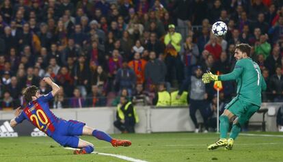 Sergi Roberto marca el sexto gol del Bar&ccedil;a ante el PSG. 