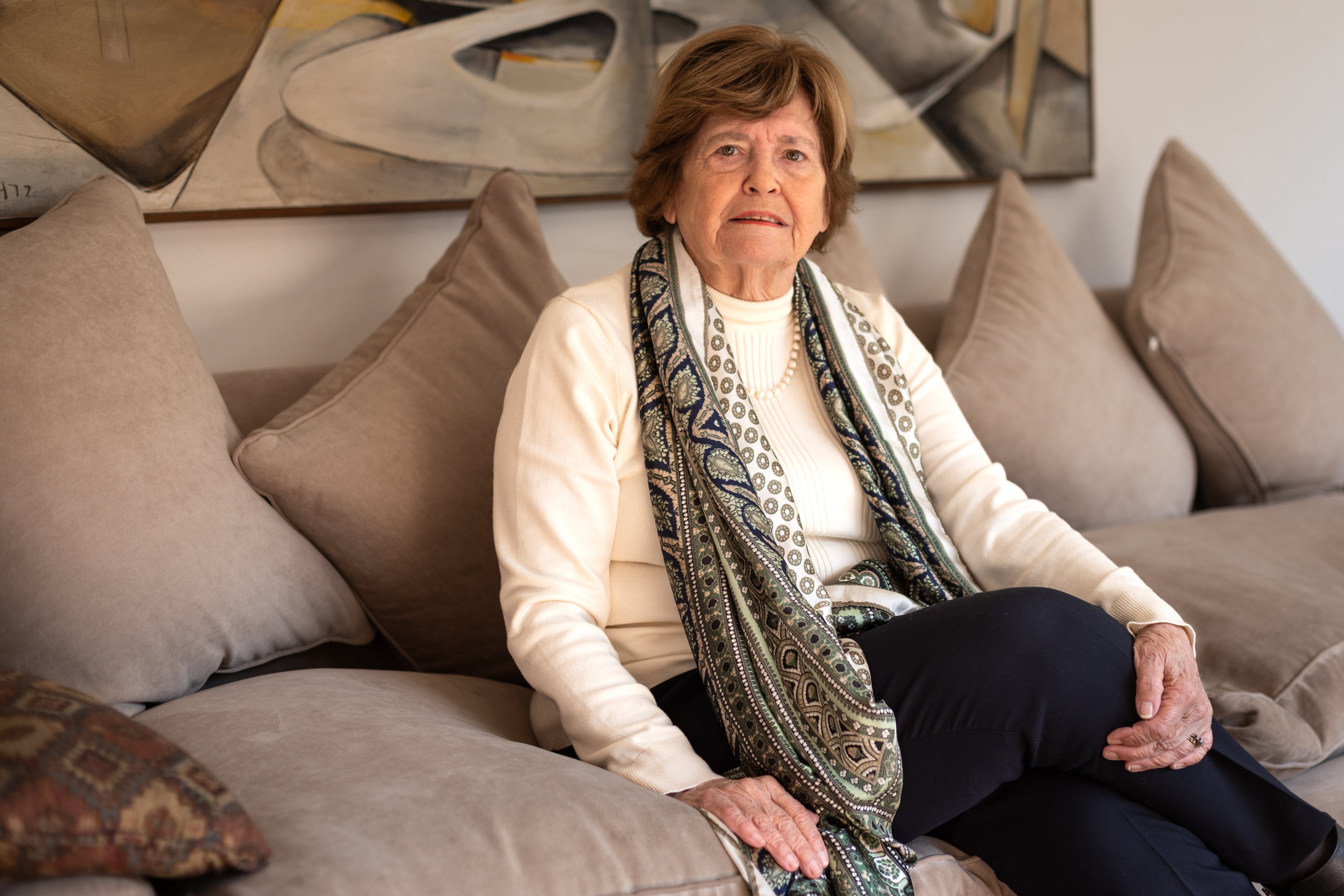 María Olivia Mönckeberg y su libro sobre el poder evangélico en Chile: “Se les ha hecho muy clara la necesidad de integrarse a lo político” Publicado por Últimas noticias: la última hora de hoy en EL PAÍS
