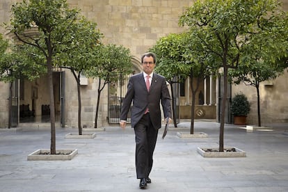 El president català, Artur Mas, camí d'una reunió del consell executiu de la Generalitat l'octubre del 2013.