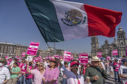 PAN marcha por el INE