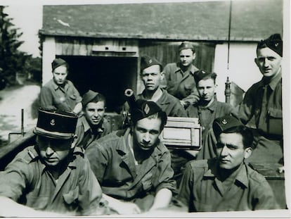 Combatientes de La Nueve, compa&ntilde;&iacute;a de la Divisi&oacute;n Leclerc formada mayoritariamente por combatientes de la Guerra Civil Espa&ntilde;ola.