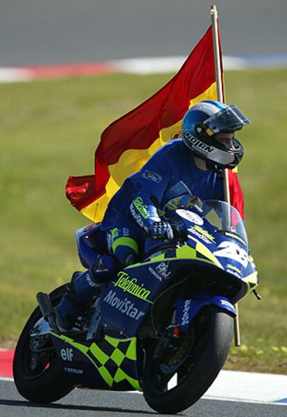 Dani Pedrosa da la vuelta triunfal en el circuito australiano de Phillip Island.