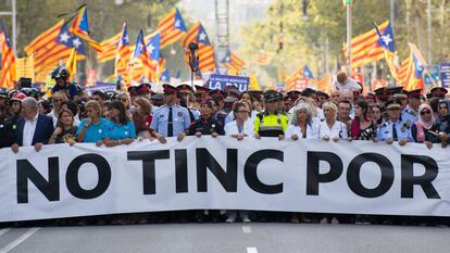 Cabecera de la manifestaci&oacute;n contra los atentados de Catalu&ntilde;a.