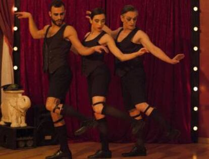 'Cabaret 13', l'essència del burlesc.