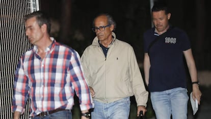 Detención de Edmundo Rodríguez Sobrino, el pasado miércoles.