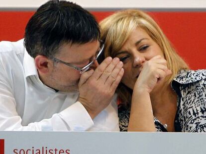 Ximo Puig y Elena Valenciano, este s&aacute;bado, en la sede del PSPV-PSOE en Valencia. 