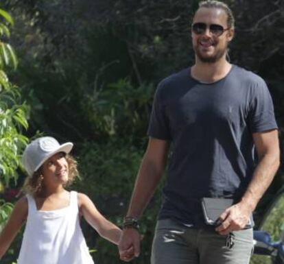 Gabriel Aubry y su hija Nahla.