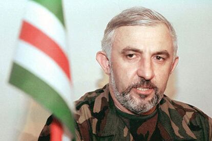 El líder independentista checheno, Aslán Masjádov, en una fotografía de 1999.