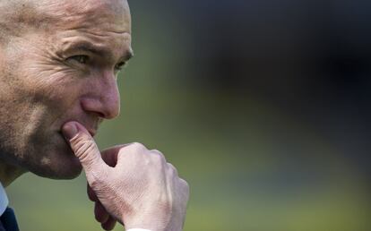 Zinedine Zidane en Anoeta durante el partido contra la Real Sociedad. 