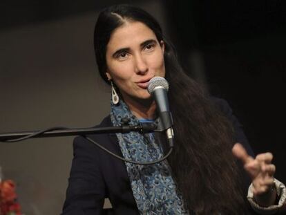 Cuban blogger Yoani S&aacute;nchez talks at Columbia Journalism School.