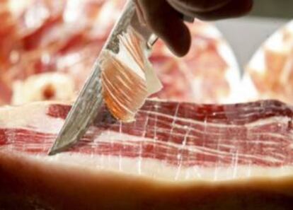 Corte de jamón ibérico.