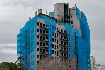 Estado del edificio de Campanar, en una imagen de enero.
