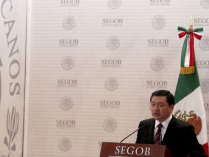 El secretario de Gobernación Osorio Chong da datos de violencia.
