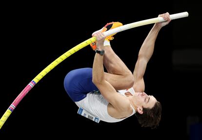 Armand Duplantis, current pole vault world record-holder, at an indoor competition in Berlin last February.