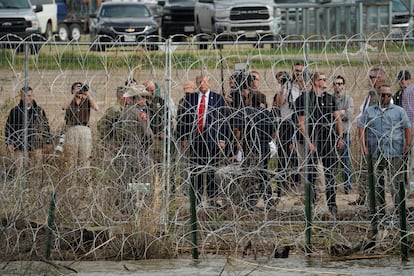 Donald Trump en la frontera entre Eagle Pass y Piedras Negras, este martes.