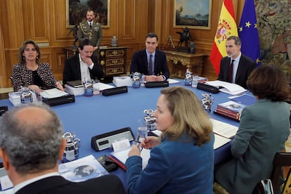 King Felipe VI presides the meeting of the Spanish Security Council.