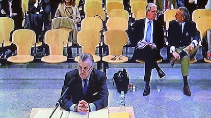 Luis Bárcenas, durante su declaración en la Audiencia Nacional por el juicio de trama Gürtel.