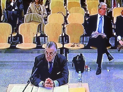 Luis Bárcenas, durante su declaración en la Audiencia Nacional por el juicio de trama Gürtel.