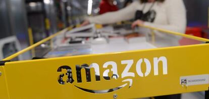 El gigante del comercio electrónico "Amazon".