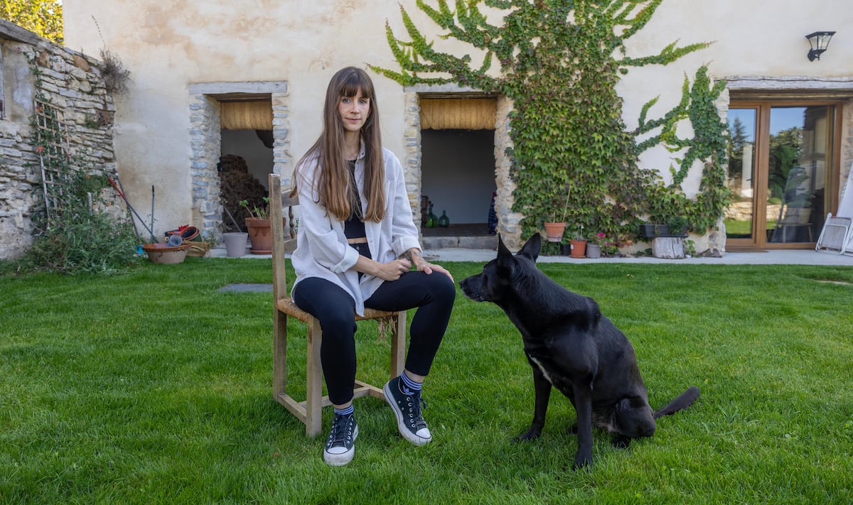 Mercedes Debellard: “Cuando borraron mi mural de Nevenka me enfadé mucho”