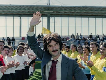 Javier Rey, como Sito Miñanco, en el cuarto episodio de 'Fariña'.