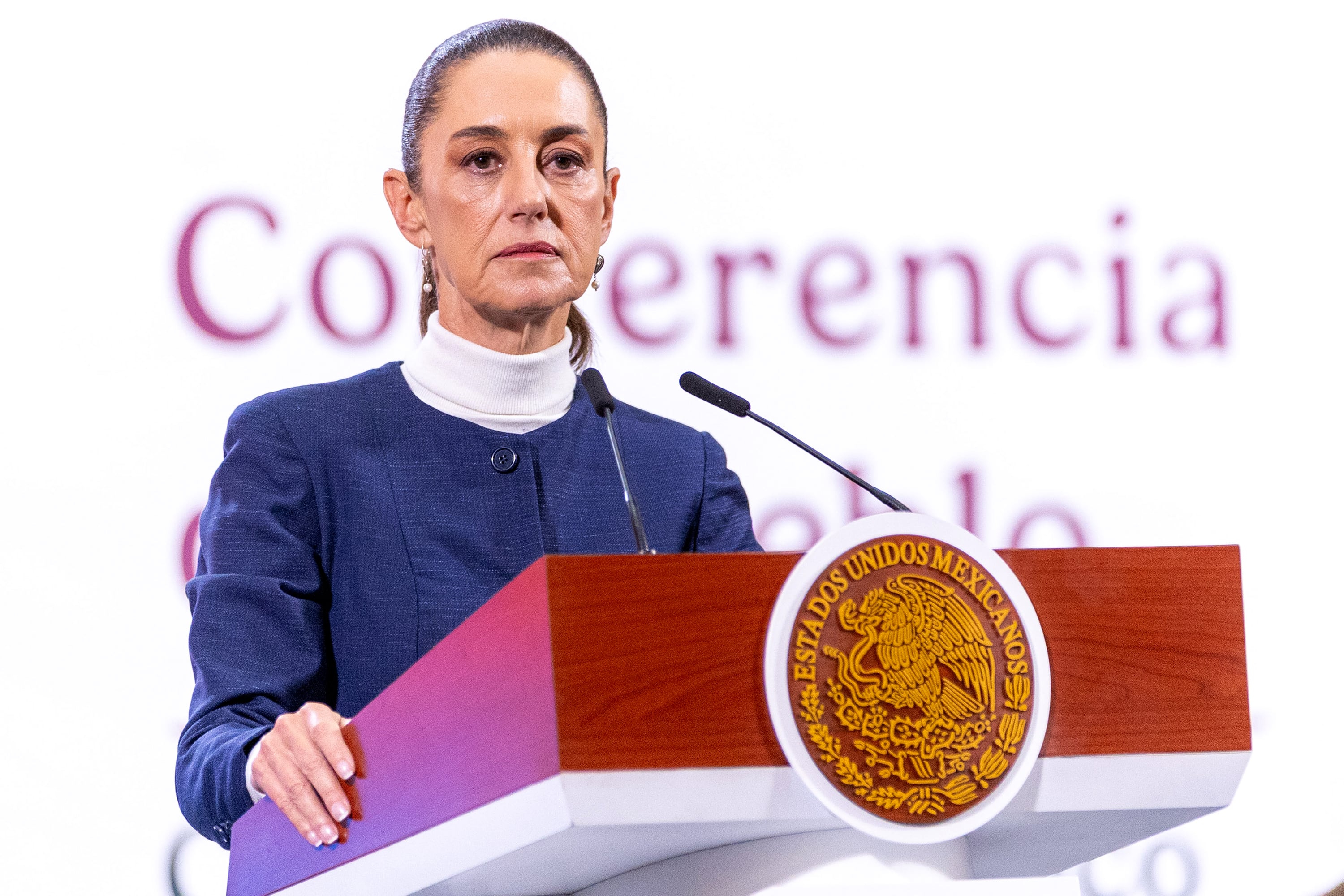 Sheinbaum responde las críticas de Marx Arriaga tras su salida de Educación: “Los libros de texto no van a cambiar”