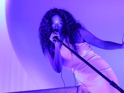 Solange en el festival Lattitude en Southwold, Reino Unido.