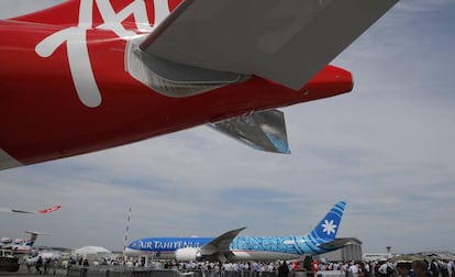 Un Boeing 787-9 Dreamliner de Air Tahiti Nui en el Salón Aeronáutico de Paris, este martes.
