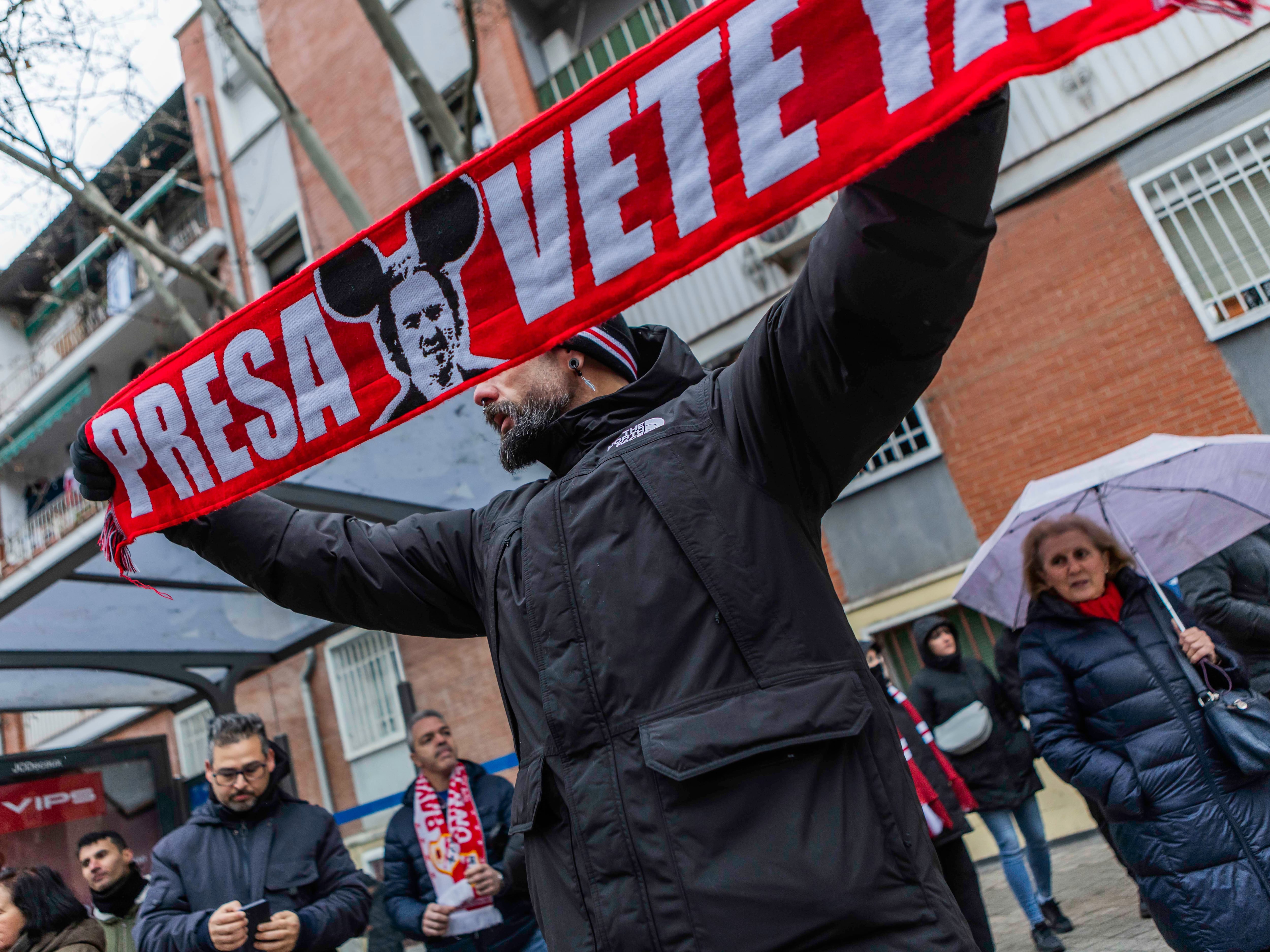 Manifestación de los aficionados del rayo este sábado en Madrid.