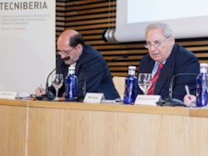 El director general de Tecniberia, &Aacute;ngel Zarabozo, y el presidente de la junta directiva en funciones, Pedro Canalejo.