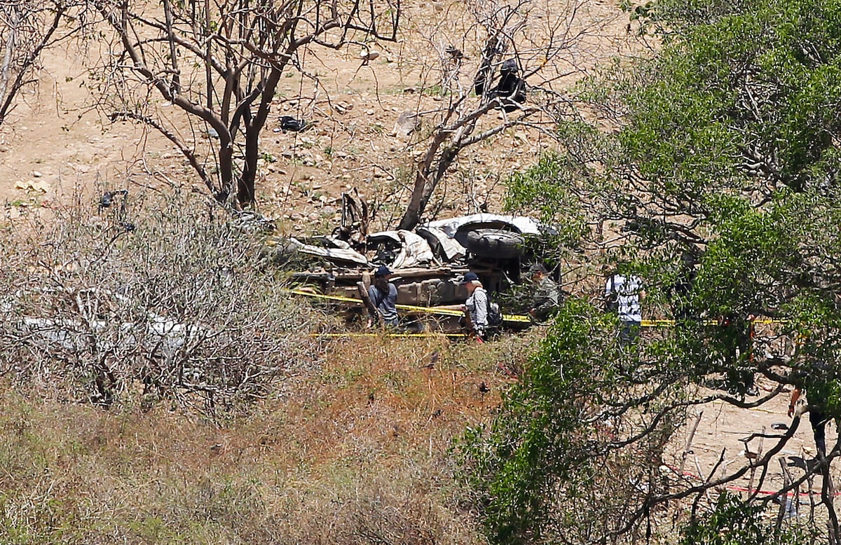 Un Atentado Con Explosivos En Una Emboscada Mata A Cuatro Policías Y Dos Civiles En Tlajomulco 3289