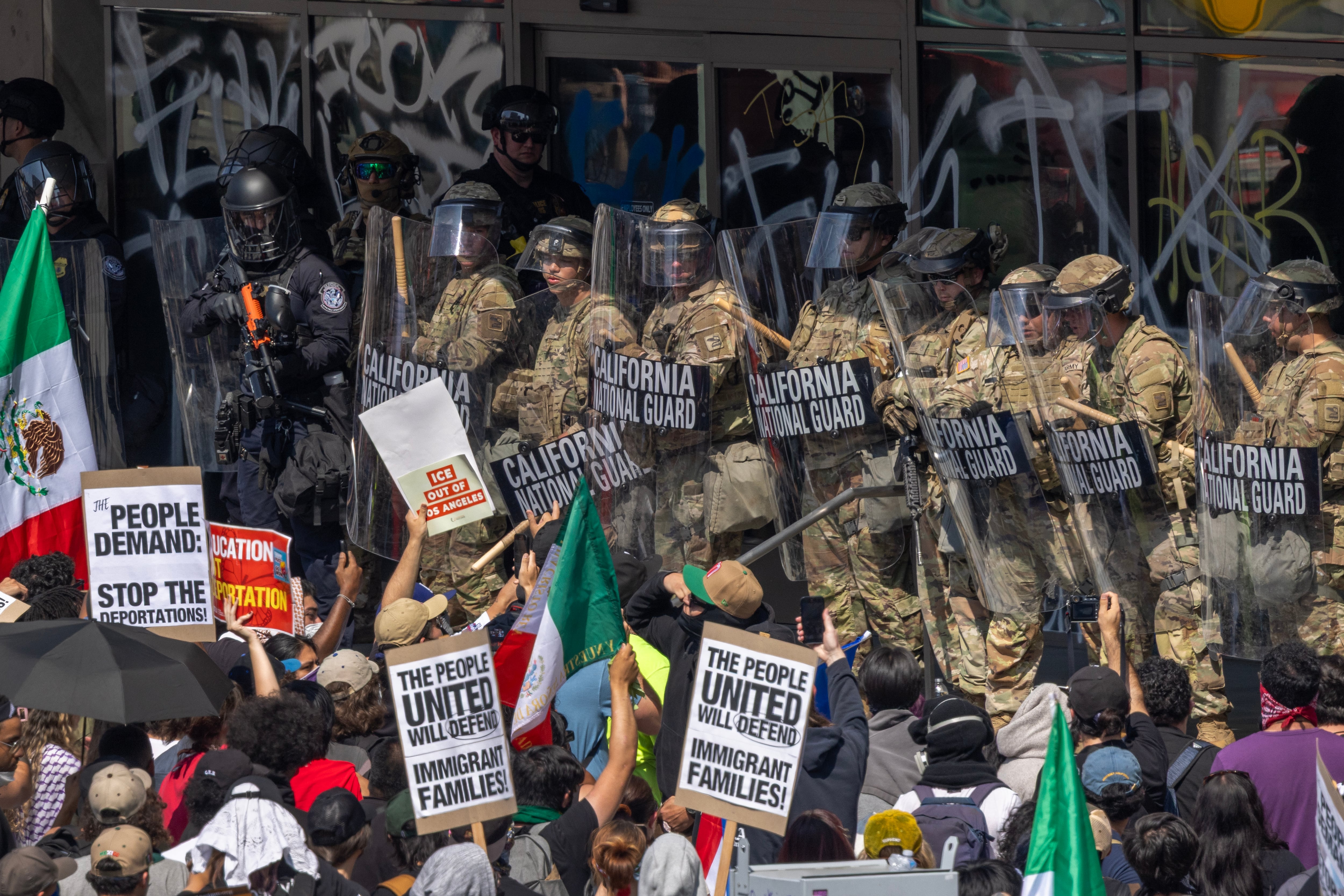 Las redadas en Los Ángeles alteran la agenda de Sheinbaum en el G-7: migración y remesas, antes que aranceles