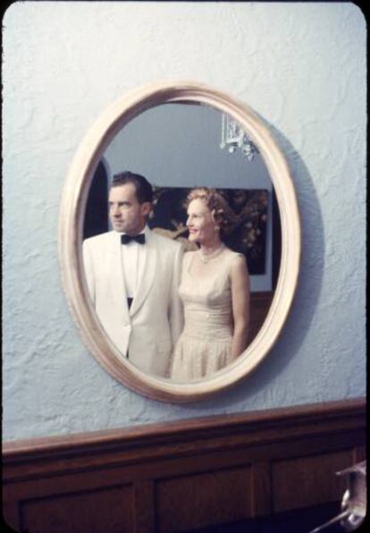 Richard Nixon y su esposa Pat en 1958.