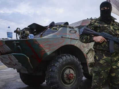 Un miliciano prorruso en la localidad de Kalivka.