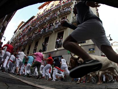 El segundo encierro de San Fermín 2019, en imágenes