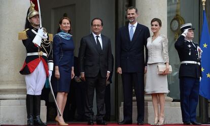 Segolene Royal, Francois Hollande, el Rey Felipe VI y doña Letizia.