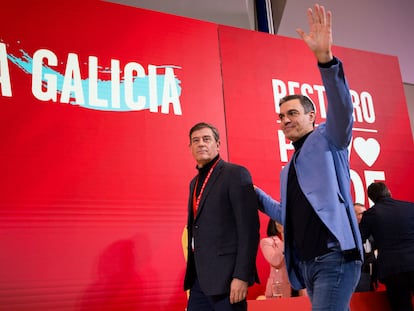 Besteiro y Sánchez, este sábado en Santiago en la convención política de los socialistas gallegos.