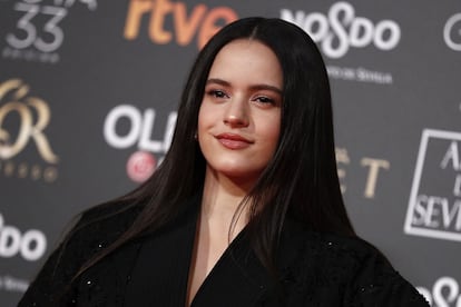 Rosalía, en la alfombra roja de los premios Goya 2019.