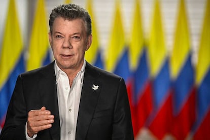 Juan Manuel Santos anuncia la ampliación del calendario de aplicación de los acuerdos de paz.