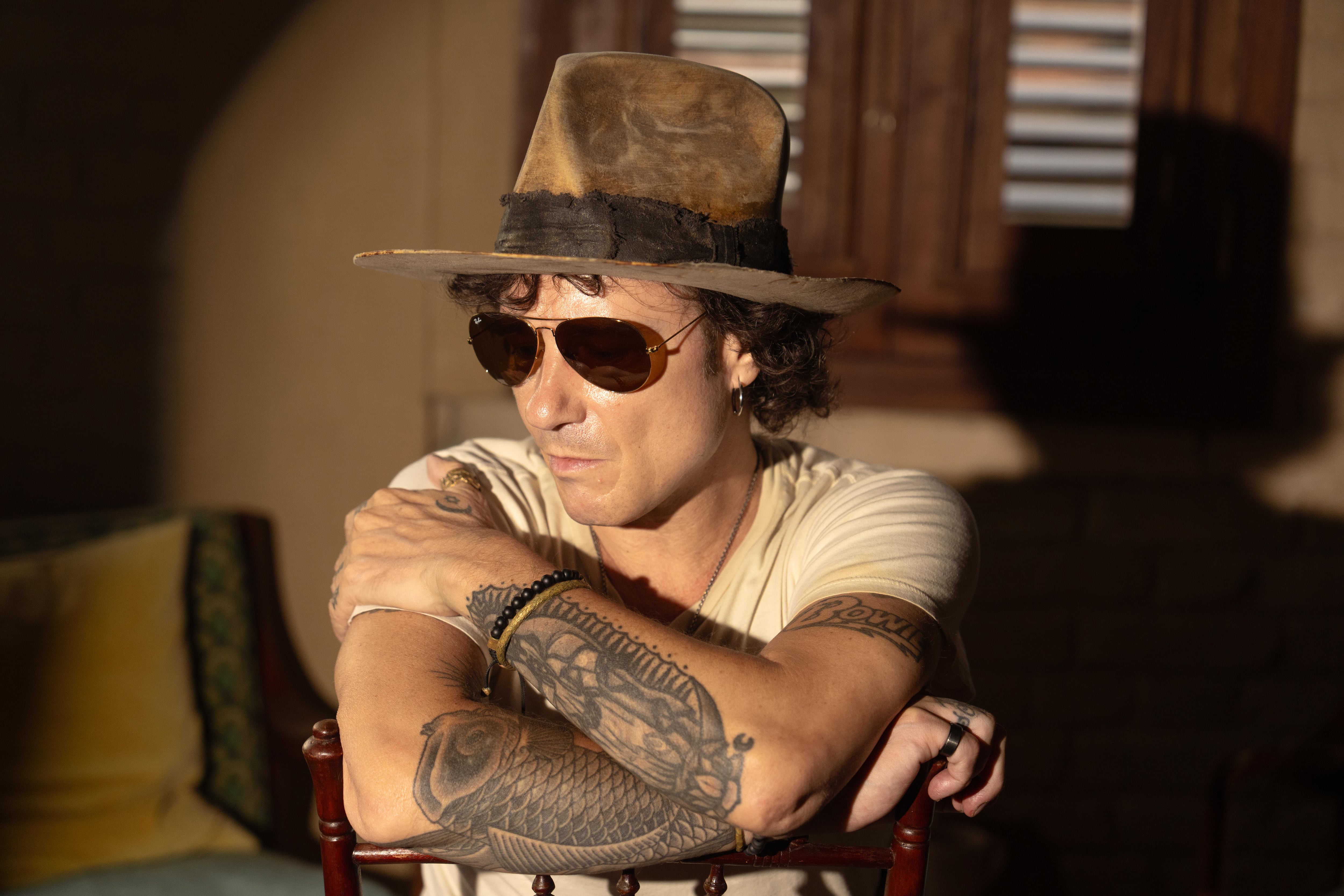 Bunbury: “Si empiezas a pensar en a quién puede molestar lo que dices, te quedas callado para siempre”