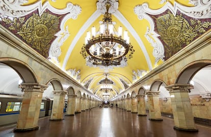 La estación de metro de Komsomólskaya, en Moscú.