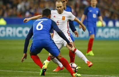 Andres Iniesta durante el amistoso frente a Francia