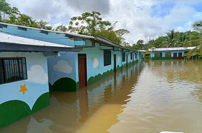 Una escuela inundada en Bojayá, Colombia, el 10 de noviembre de 2024.