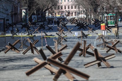 Una calle con barricadas, en Odesa. 