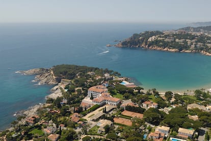 Vista aérea de la Península S’Agaró donde está el Hostal La Gavina, Girona.